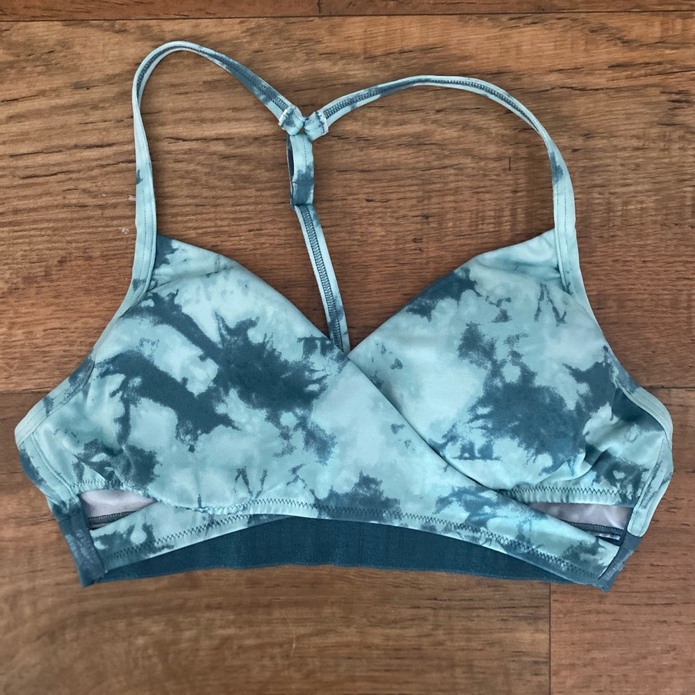 Victoria Secret Gym to Swim Top Size S